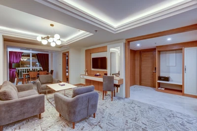 Khursheed-e-Hashtom Rauf Kowsar Hotel