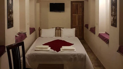 Adib Hotel
