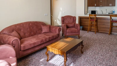 Beyn Ol-Harameyn Hotel