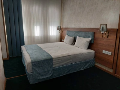 Parsian Buali Hotel