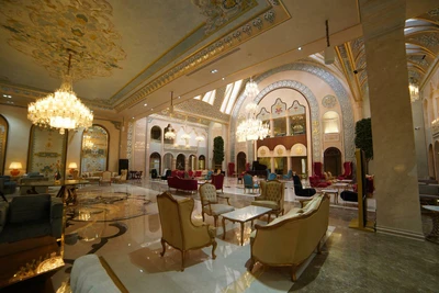 Chaharbagh Hotel