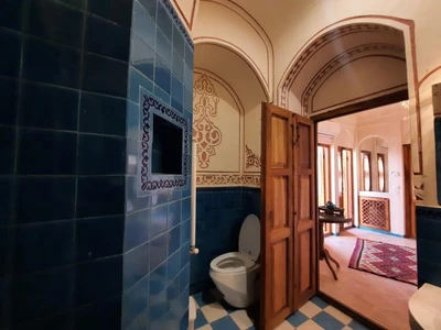 Ashkoob Traditional Hotel