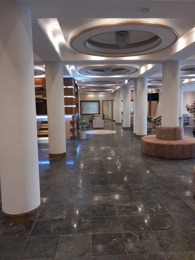Yazd Tourist Hotel