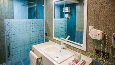 Parsian Buali Hotel