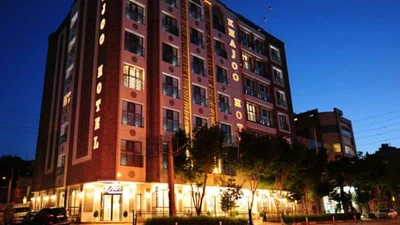 Khajoo Hotel