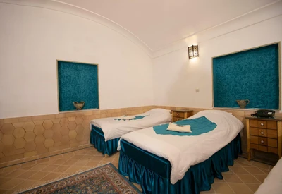 Baba Afzal Hotel