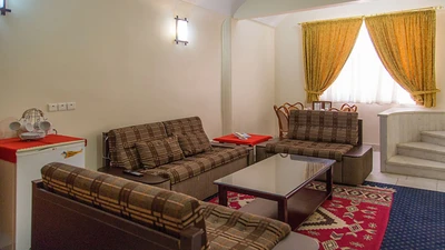 Bastam Tourist Hotel