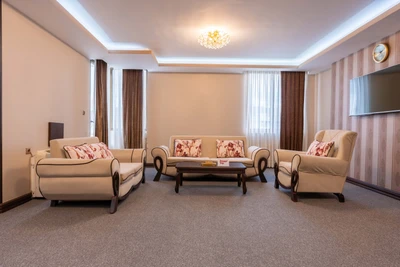 Gostaresh Hotel