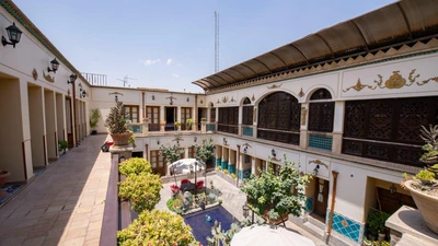 Sunrise Traditional Hotel