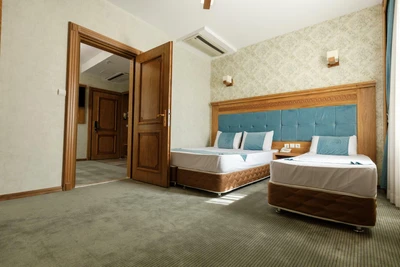 Liana Hotel