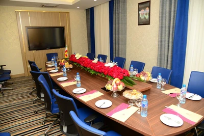 Parsian Kowsar Hotel