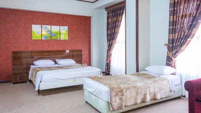 Misagh Hotel