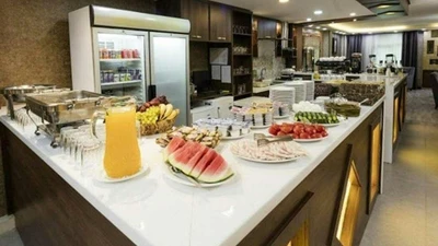 Alborz Hotel
