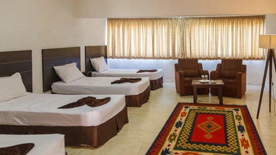 Goldis Hotel