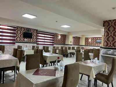 Ahrab Hotel