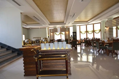 Sepehr Hotel