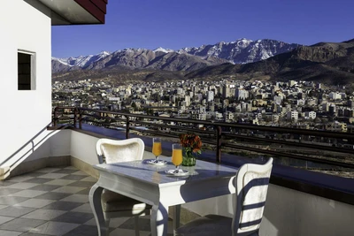 Yasuj Parsian Hotel