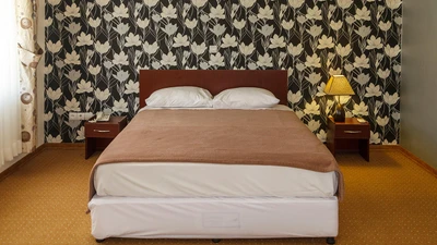 Aramesh Hotel