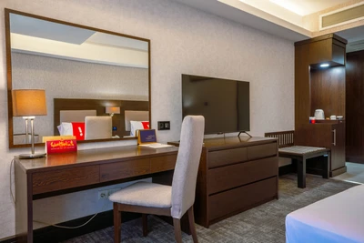Parsian Evin Hotel
