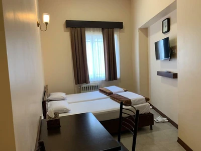 Aras Inn