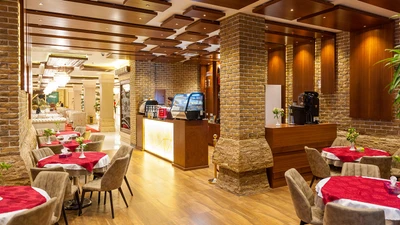 Refah Hotel