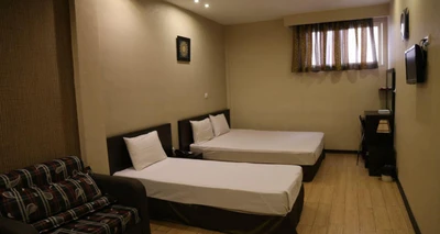 Alvand Hotel