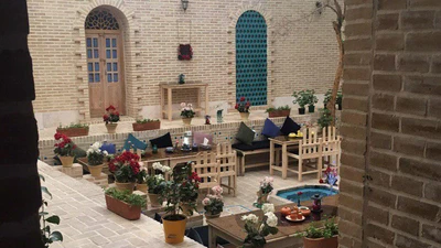 Shahbaz Hotel