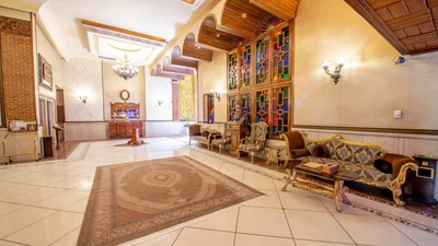 Karim Khan Hotel
