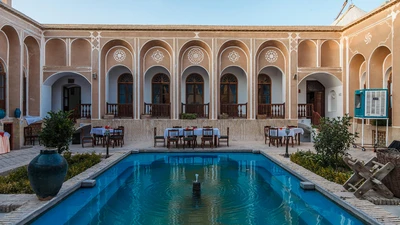 Hotel Laleh Yazd