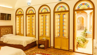 Pars Traditional Hotel