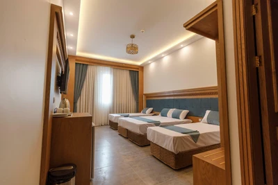 Liana Hotel