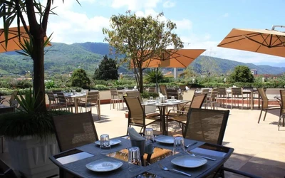 Vasta Hotel