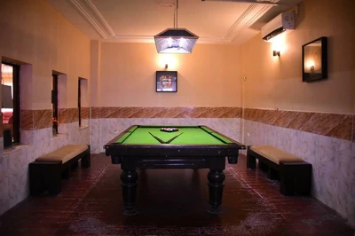 Fanoos Hotel Kish