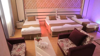 Sepahan Hotel