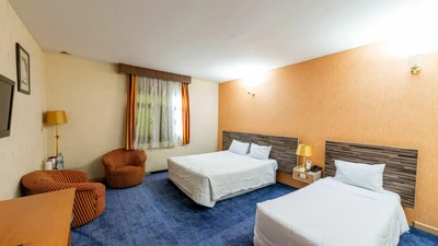 Parsian Ali-Qapu Hotel