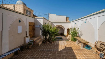 Malek Hotel
