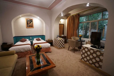 Parsian Safaiyeh Hotel