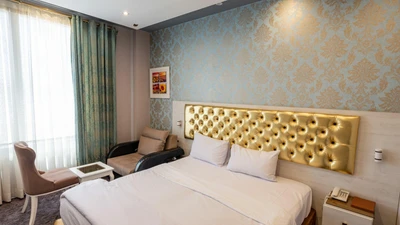 Khajoo Hotel