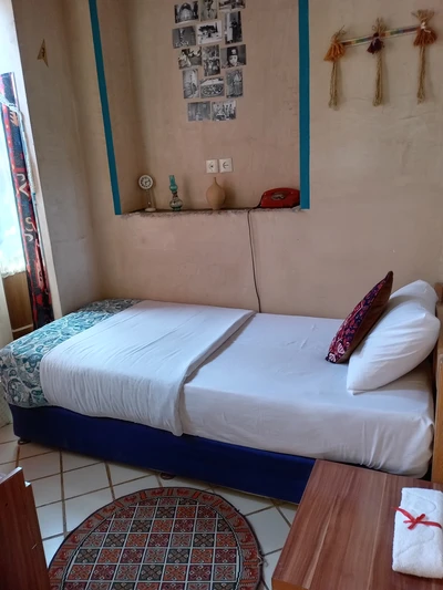Mahmonir Traditional Hotel