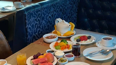 Simorgh Hotel