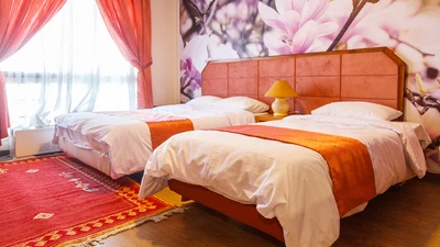 Khaneye Sabz Hotel