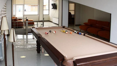 Matin Toranj Hotel