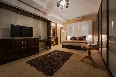 Darvishi Hotel