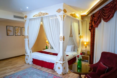 Tabarok Hotel