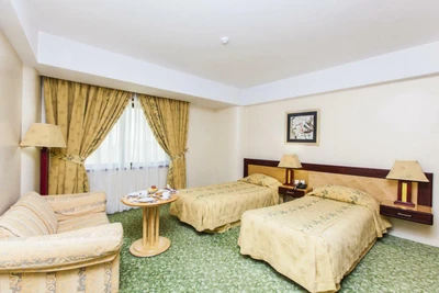 Elgoli Pars Hotel