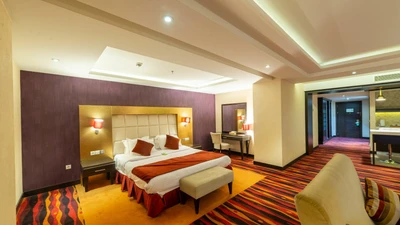 Parsian Kowsar Hotel