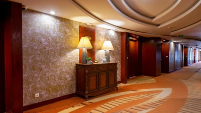 Shiraz Grand Hotel