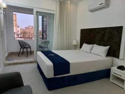 Alvand Hotel