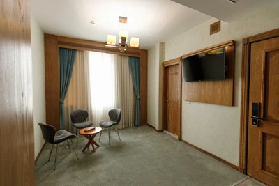 Liana Hotel