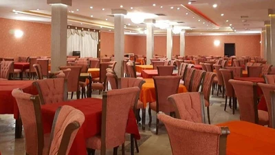 Esteghlal Hotel